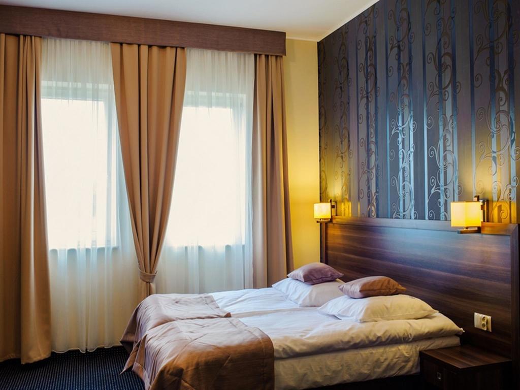 Hotel Sevilla Rawa Mazowiecka Zimmer foto